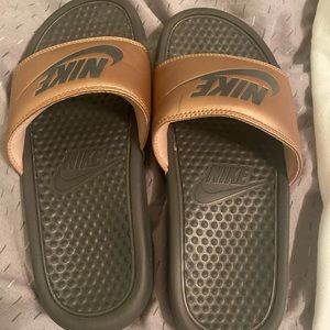 Nike slides